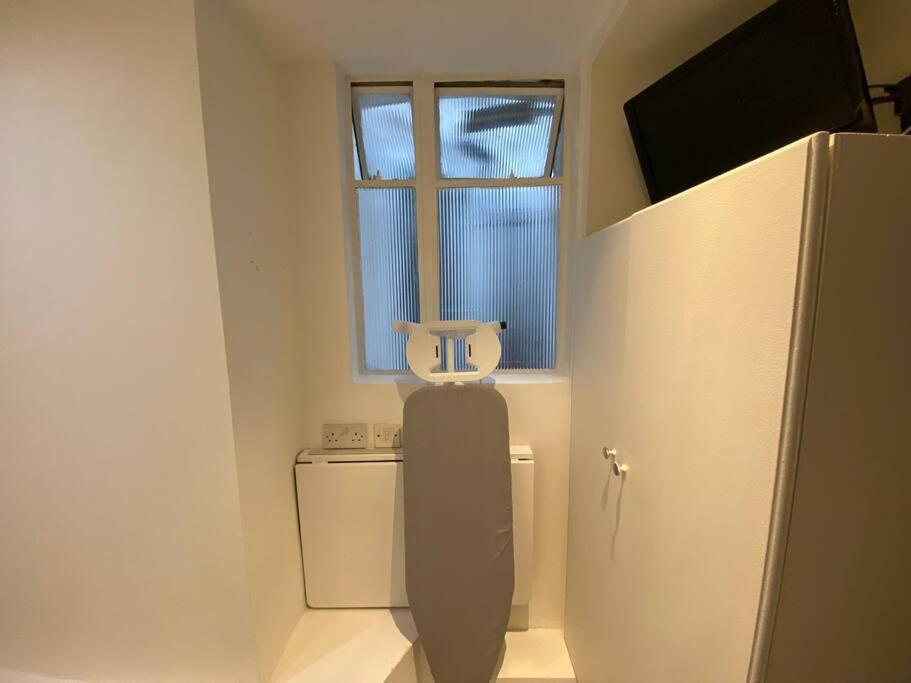 F2- Basement Studio Fits 1 Near Paddington London Eksteriør billede